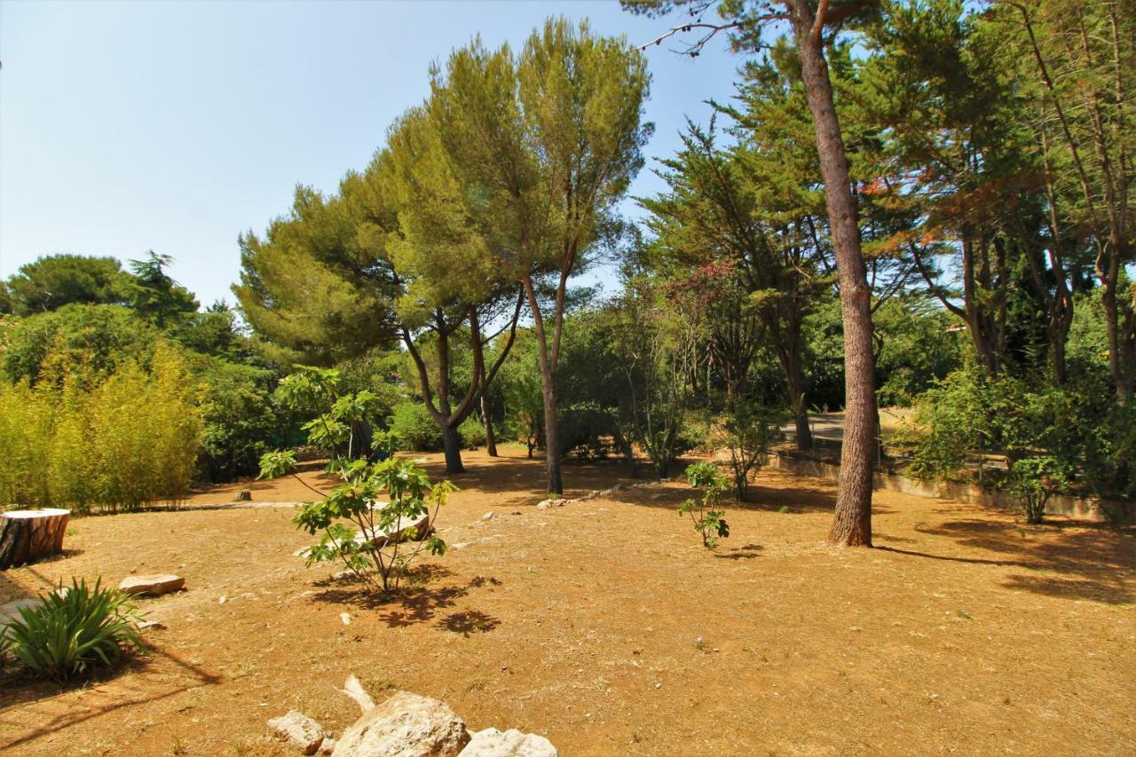Villa De Charme Sur La Corniche Сет Екстериор снимка