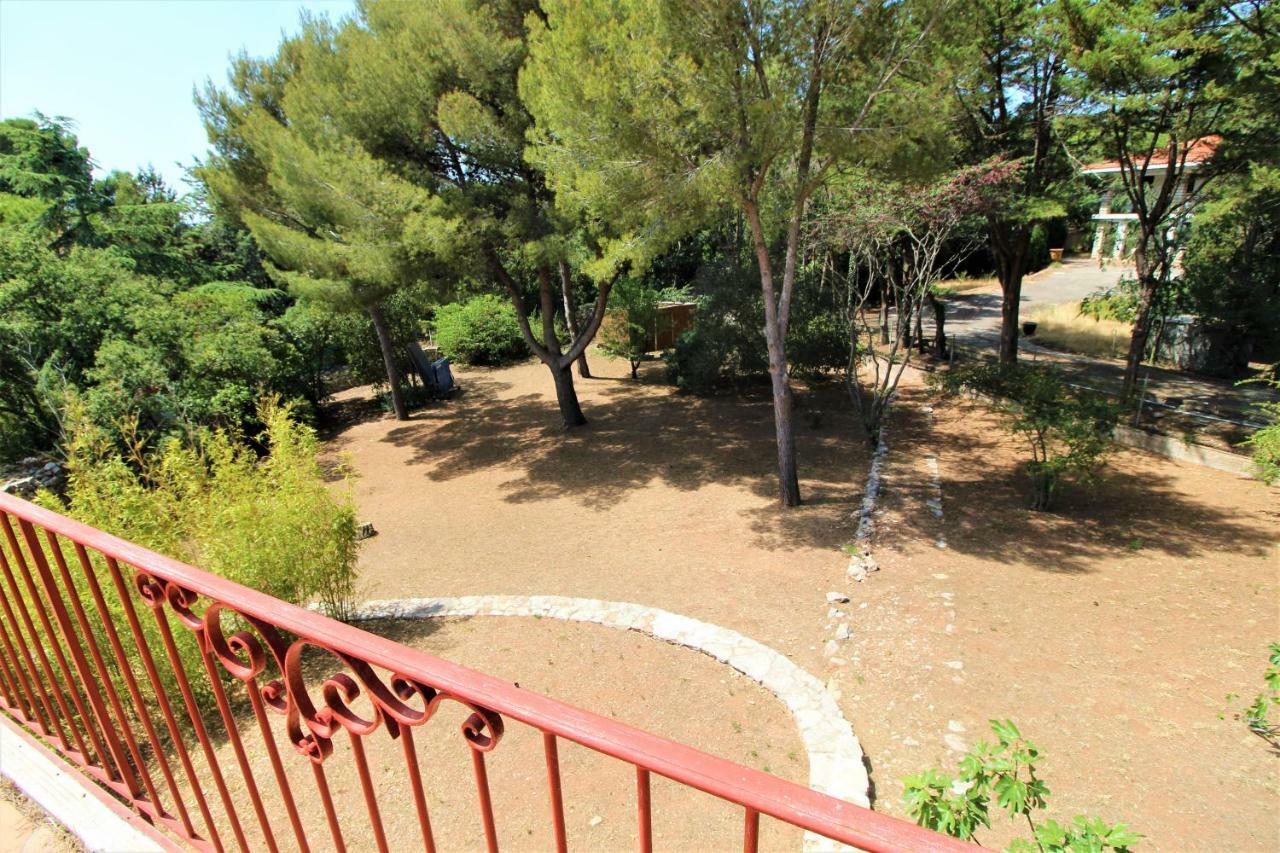 Villa De Charme Sur La Corniche Сет Екстериор снимка